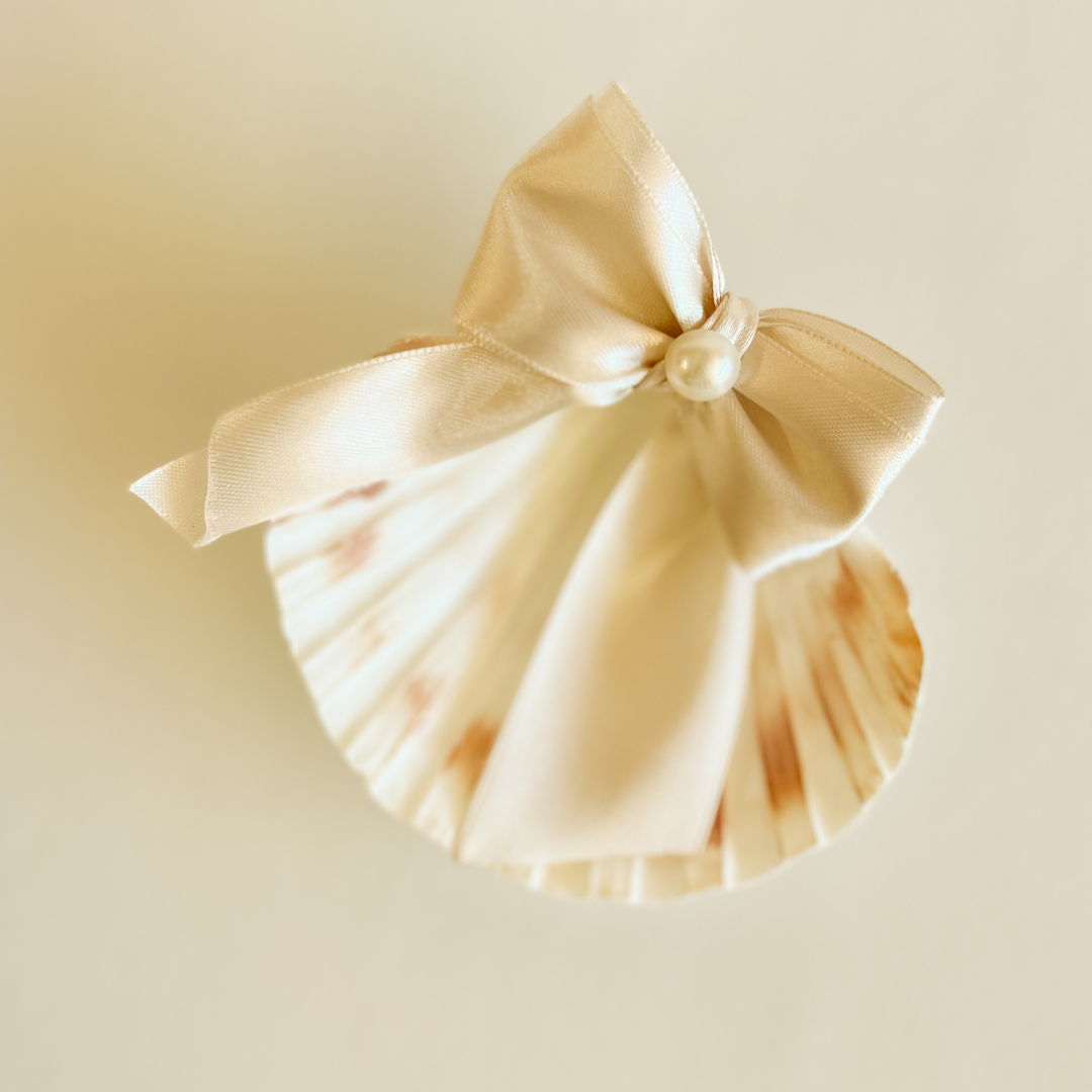 Concha de Batizado com Laço de Cetim