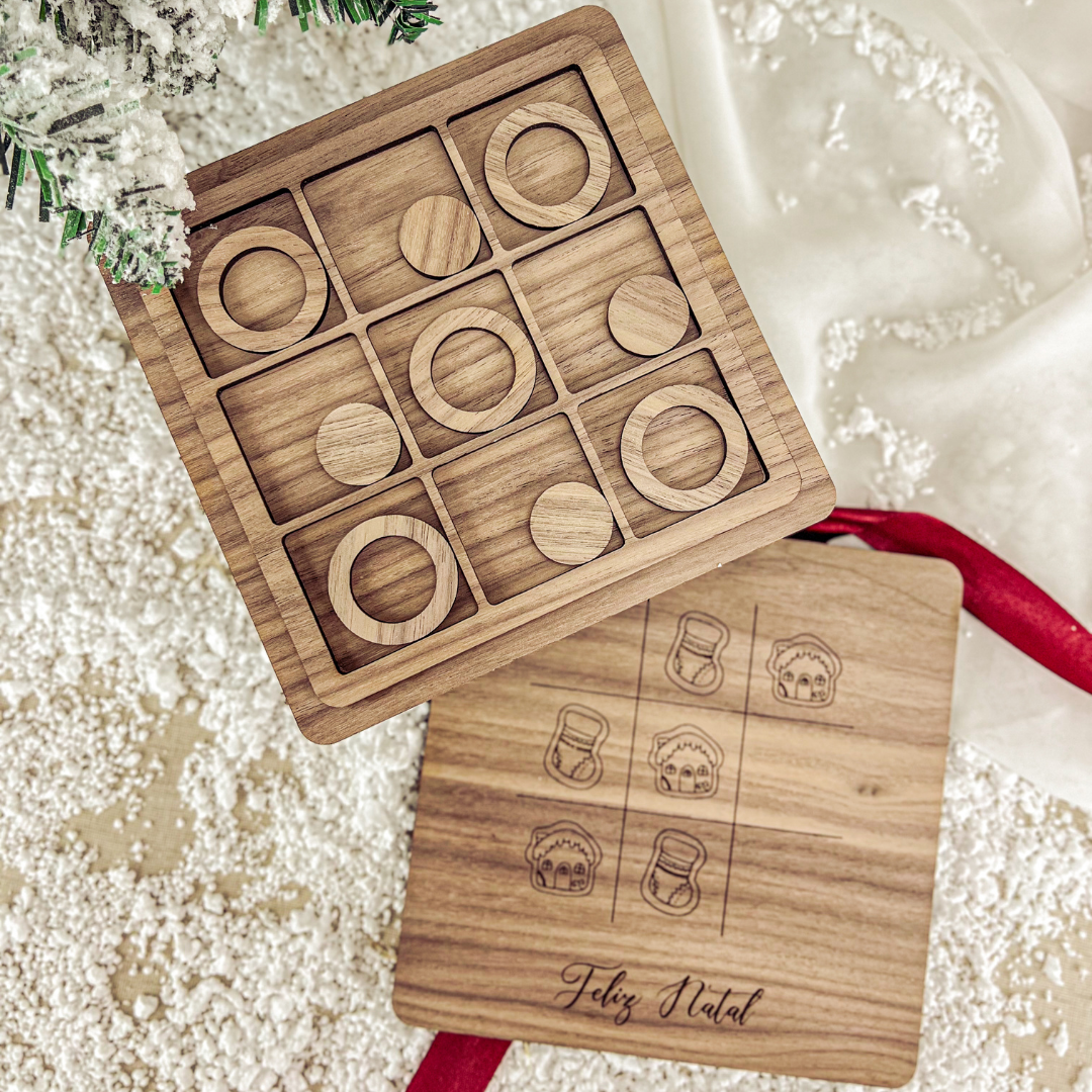 Jogo do Galo em Madeira de Nogueira