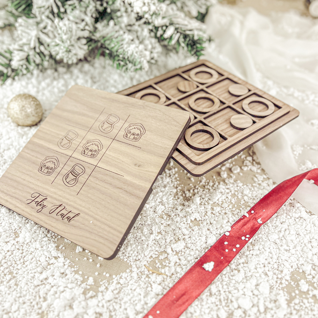 Jogo do Galo em Madeira de Nogueira