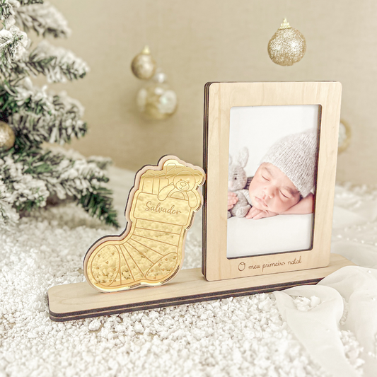 Moldura Bota Dourada – Lembrança 1.º Natal Bebé com Nome