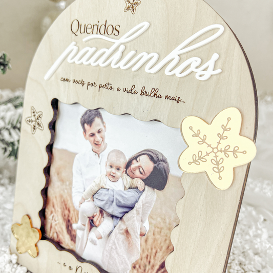 Moldura Topo Redondo “Padrinhos” com Estrelas Douradas (15x20cm)