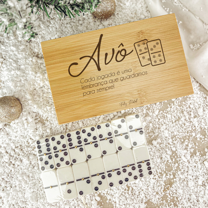 Dominó em Caixa de Bambu Avô