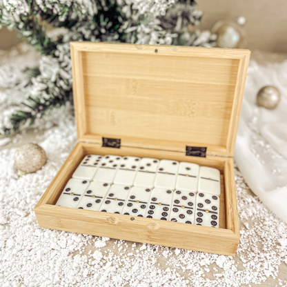 Dominó em Caixa de Bambu Avô