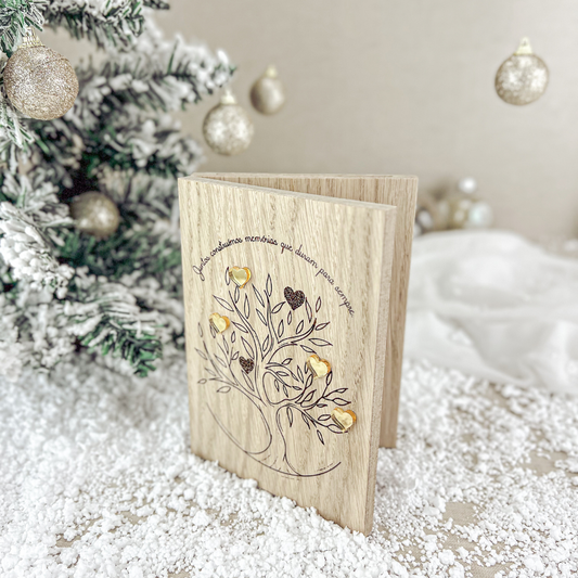 Moldura Livro em Madeira com Árvore e Corações Dourados – Prenda de Natal Personalizada para Avós