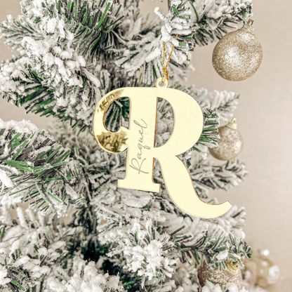Ornamento Nome em Acrílico Dourado (9x10cm)