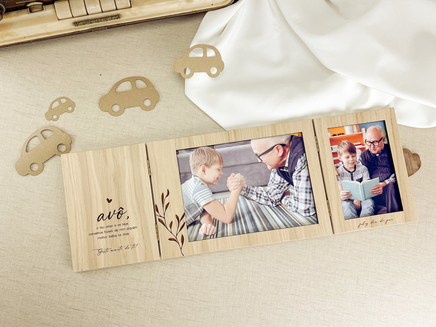 Moldura Livro Dupla Personalizada com Duas Fotografias para o Dia do Pai