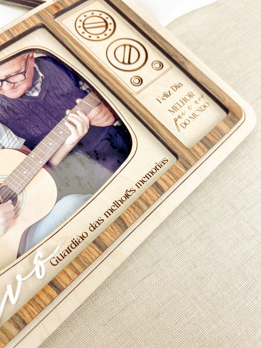 Moldura Televisão Vintage Personalizada para o Dia do Pai (Foto Quadrada)